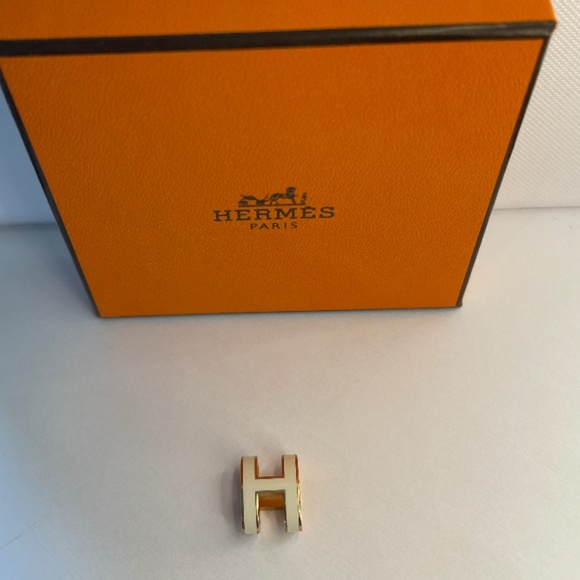 Hermes Pop H Pendant - Picture 2 of 2